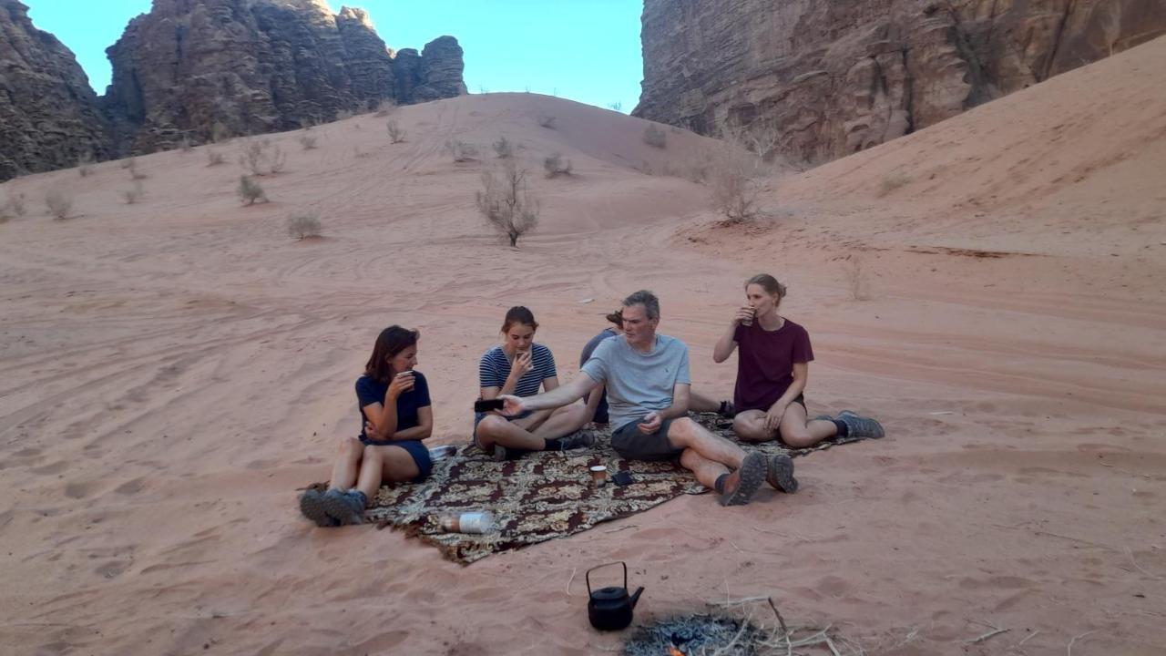 Enad Desert Camp Wadi Rum Esterno foto