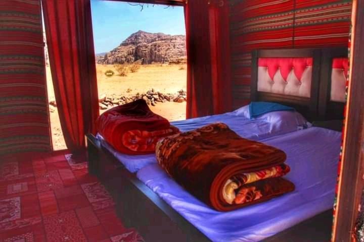 Enad Desert Camp Wadi Rum Esterno foto