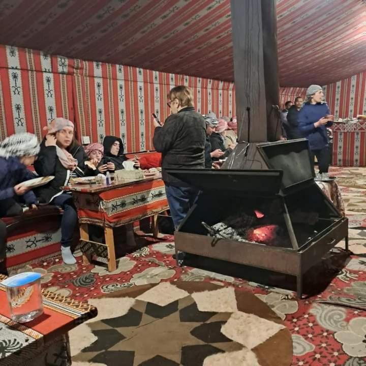 Enad Desert Camp Wadi Rum Esterno foto