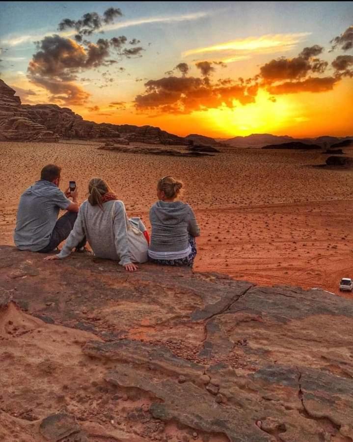 Enad Desert Camp Wadi Rum Esterno foto